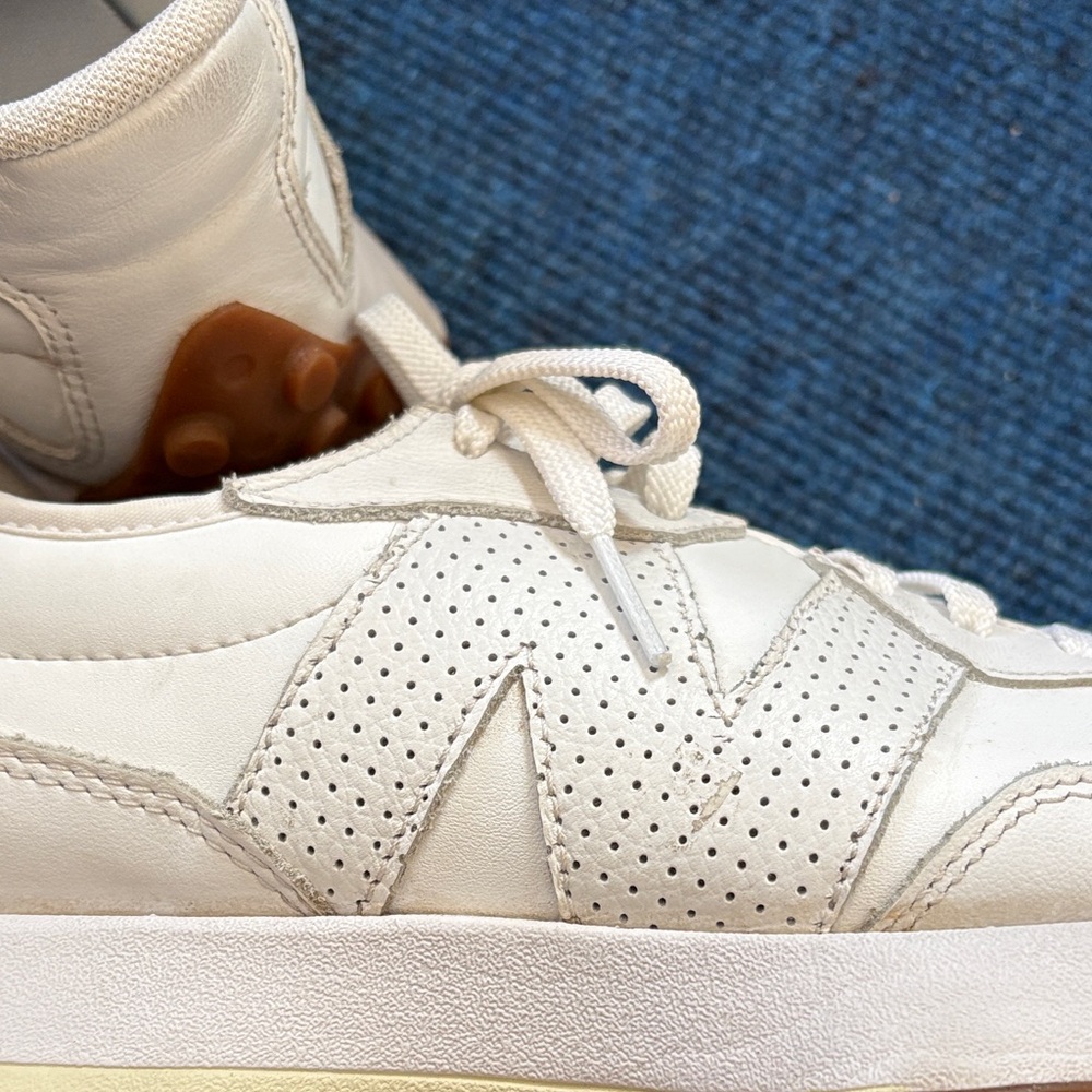 New Balance Women's 327 Sneakers - Picture 6 of 6